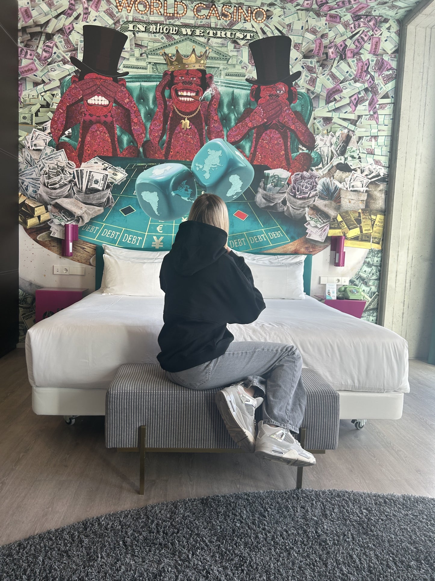 EVERYDAY HOODIE